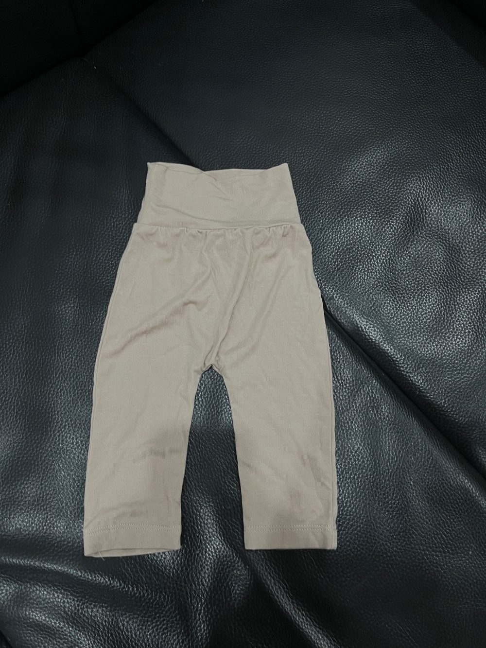 Set 3 bộ Nous màu nâu/be size newborn (kèm 2 mũ và 1 đồ chơi) - Ảnh 10