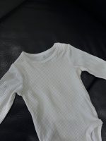 Set 2 bodysuit dài tay H&M màu trắng/xám (size 4→6m) - Ảnh 3