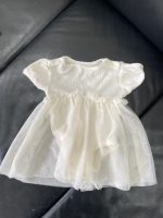 Váy xoè H&M vải tuyn màu kem, tặng kèm váy bodysuit nhí hoa hồng (size: 0->3m) - Ảnh 3