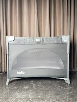 Cũi gấp gọn Joie Kubbie Sleep Foggy Gray và đệm cũi xơ dừa Chilux ( fullbox) - Ảnh 4