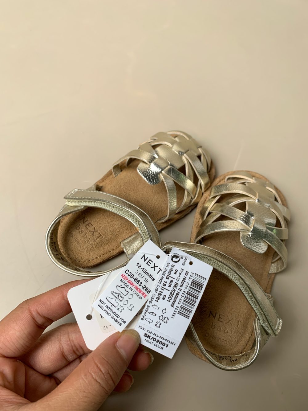 Sandal rọ tập đi Next baby màu gold (12-18m/11,5-12cm) - Ảnh 3