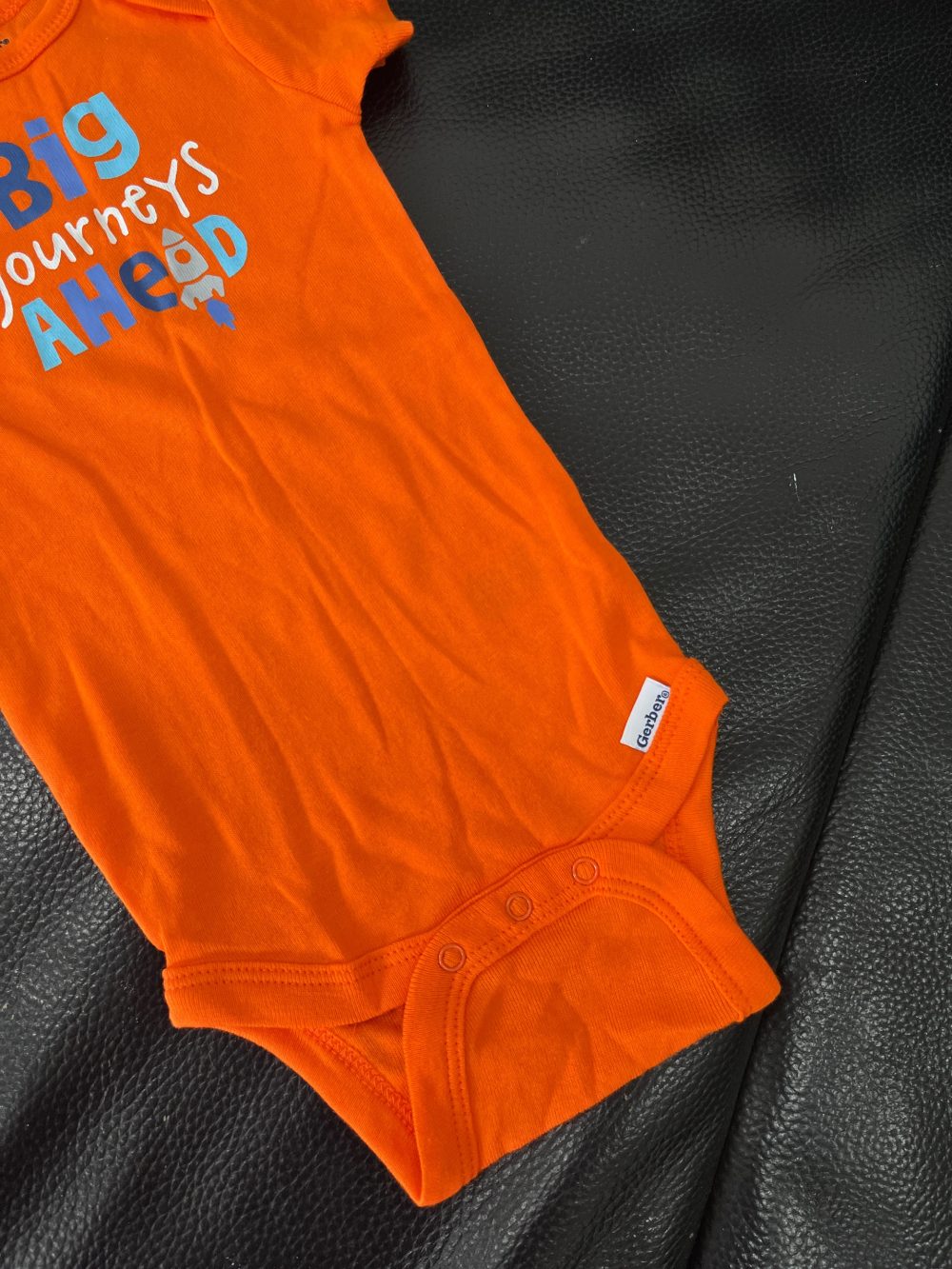 Set 2 bộ bodysuit Gerber màu cam/xanh dương (size 6→9m) - Ảnh 3