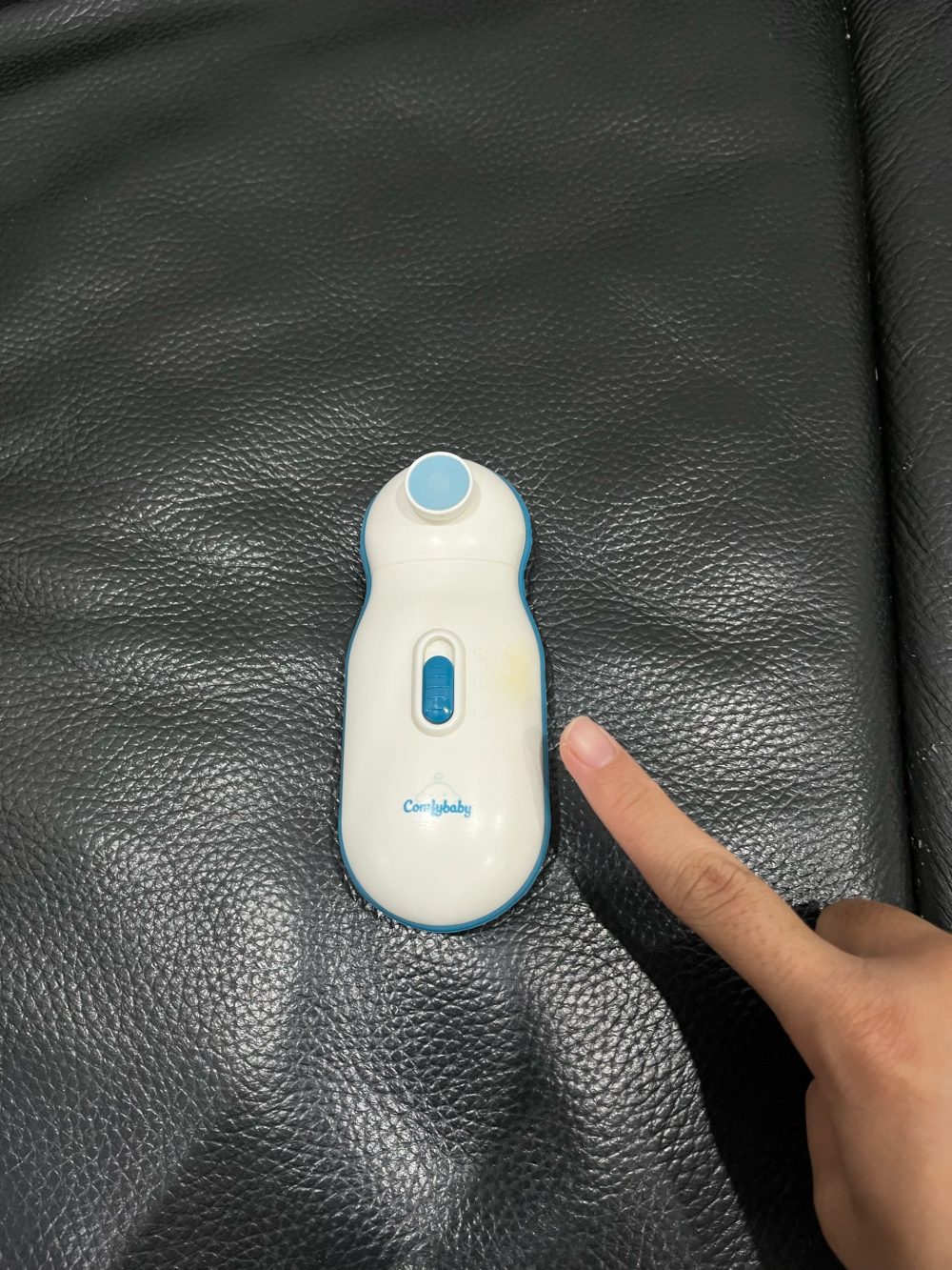 Máy dũa móng tay Comfybaby màu trắng viền xanh ( full box) - Ảnh 12