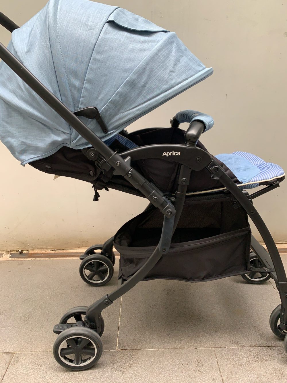Xe đẩy Aprica Luxuna Comfort màu xanh ( sơ sinh - 15kg~ 36m) - Ảnh 10