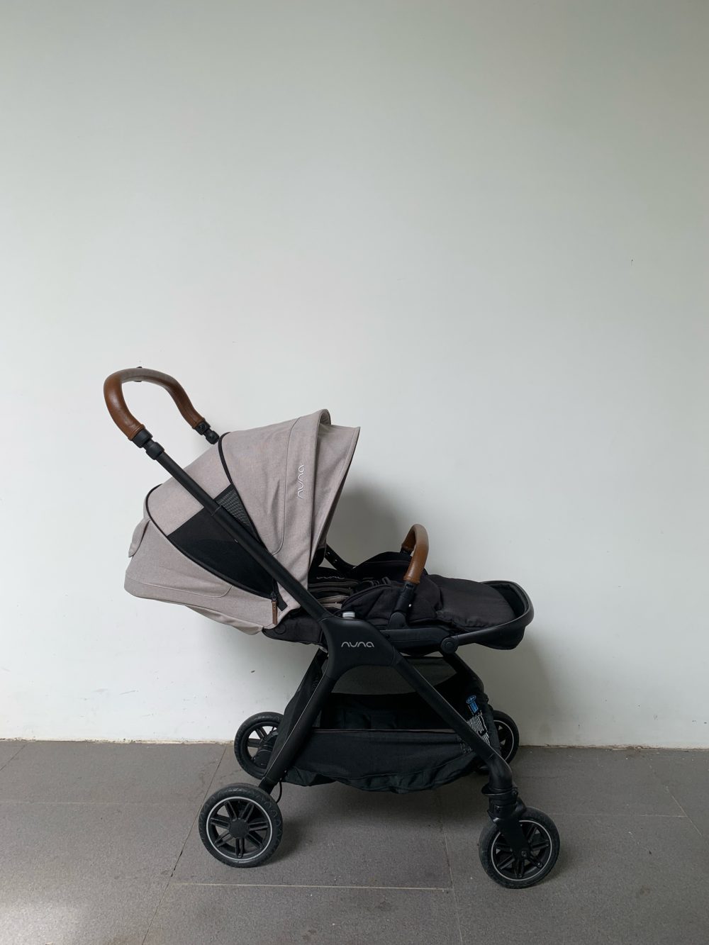 Xe đẩy Nuna Triv màu xám khung đen (sơ sinh - 22kg) - Ảnh 17