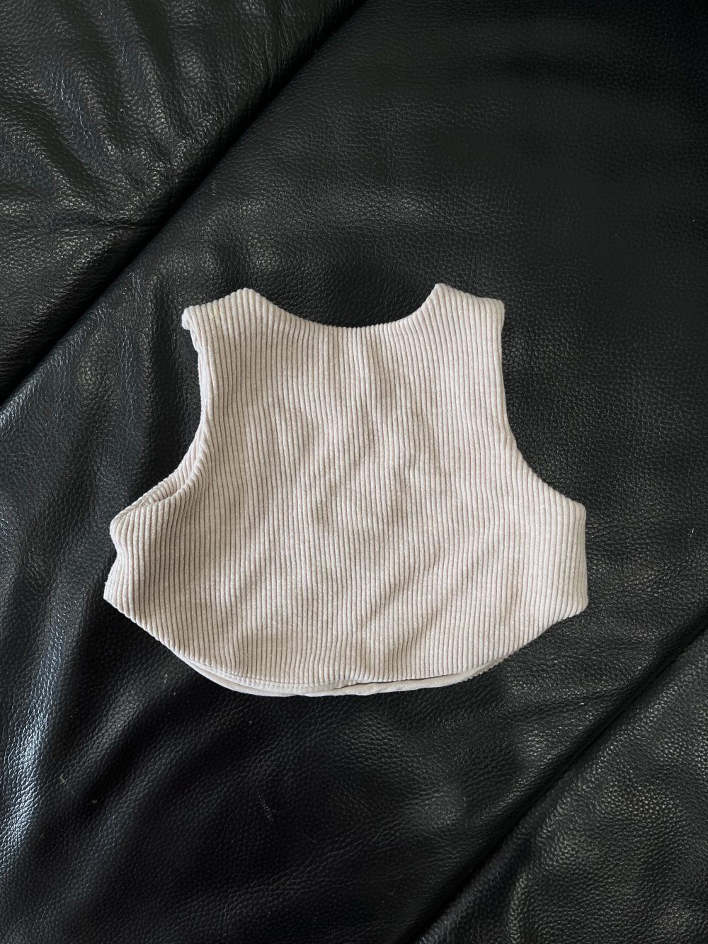 Set 2 áo gile màu be Nous và Nubes tặng kèm bộ dài tay No brand màu trắng (size 3→6m) - Ảnh 8