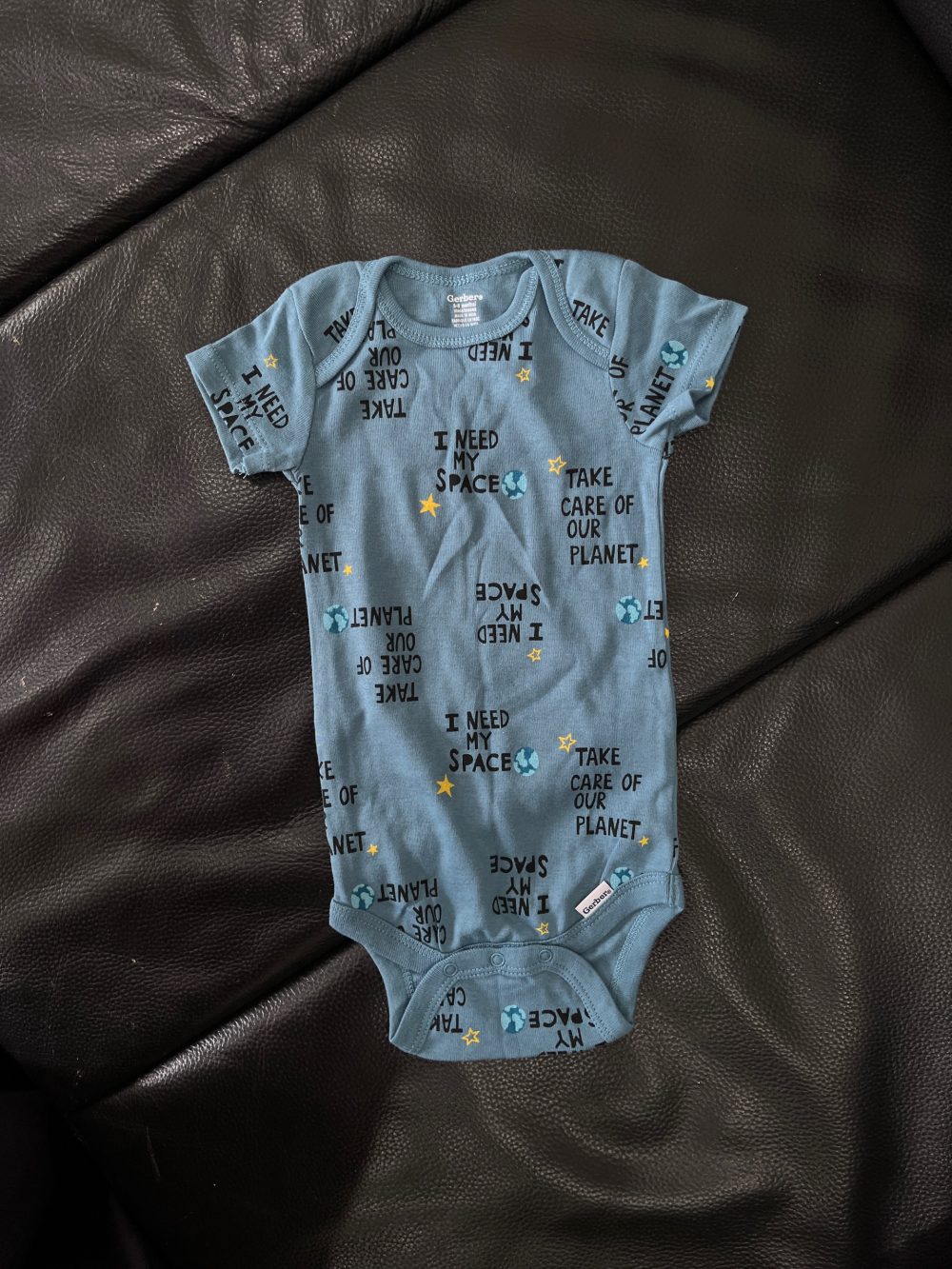 Set 4 bộ bodysuit Gerber họa tiết vũ trụ (size 6→9m) - Ảnh 18