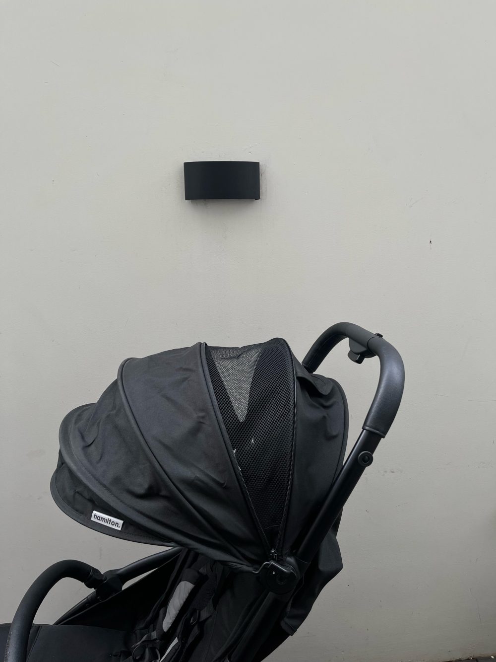 Xe đầy Hamilton X1 Plus màu đen (size: 0→4y, tôi đa 20kg) còn túi đựng - Ảnh 4