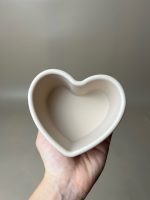 Hộp trữ đồ ăn dặm silicone Loveat hình trái tim màu be (no box) - Ảnh 2