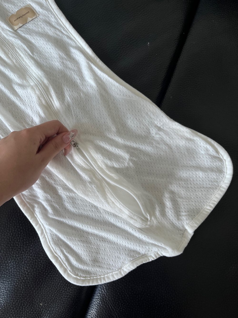 Nhộng chũn Malang Honey màu trắng may logo ngực(size M~6→9kg) - Ảnh 3
