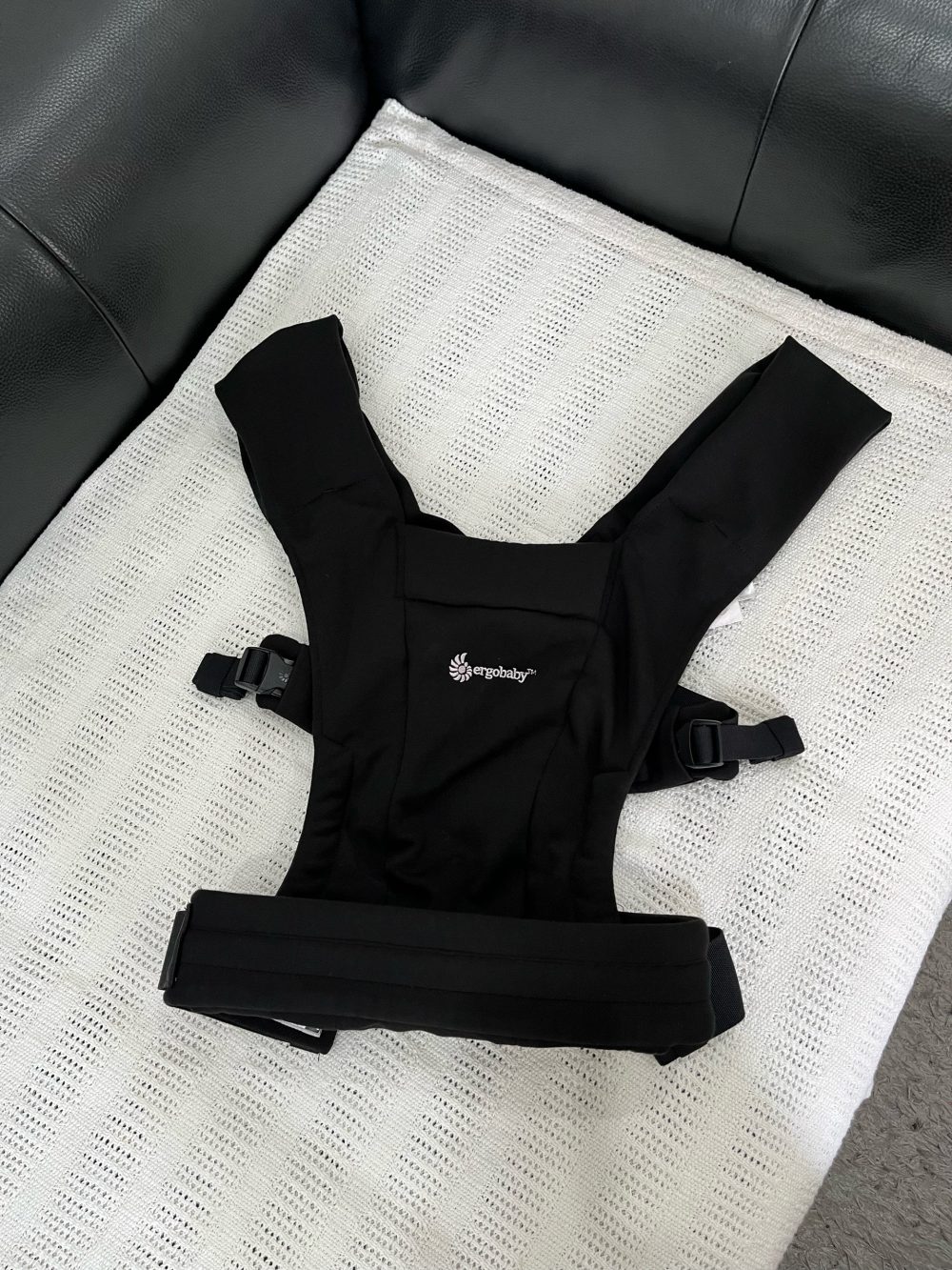 Địu Ergobaby Embrace Cozy – Pure black ( size: 3kg2->11kg3 ~ 0m->18m) - Ảnh 10