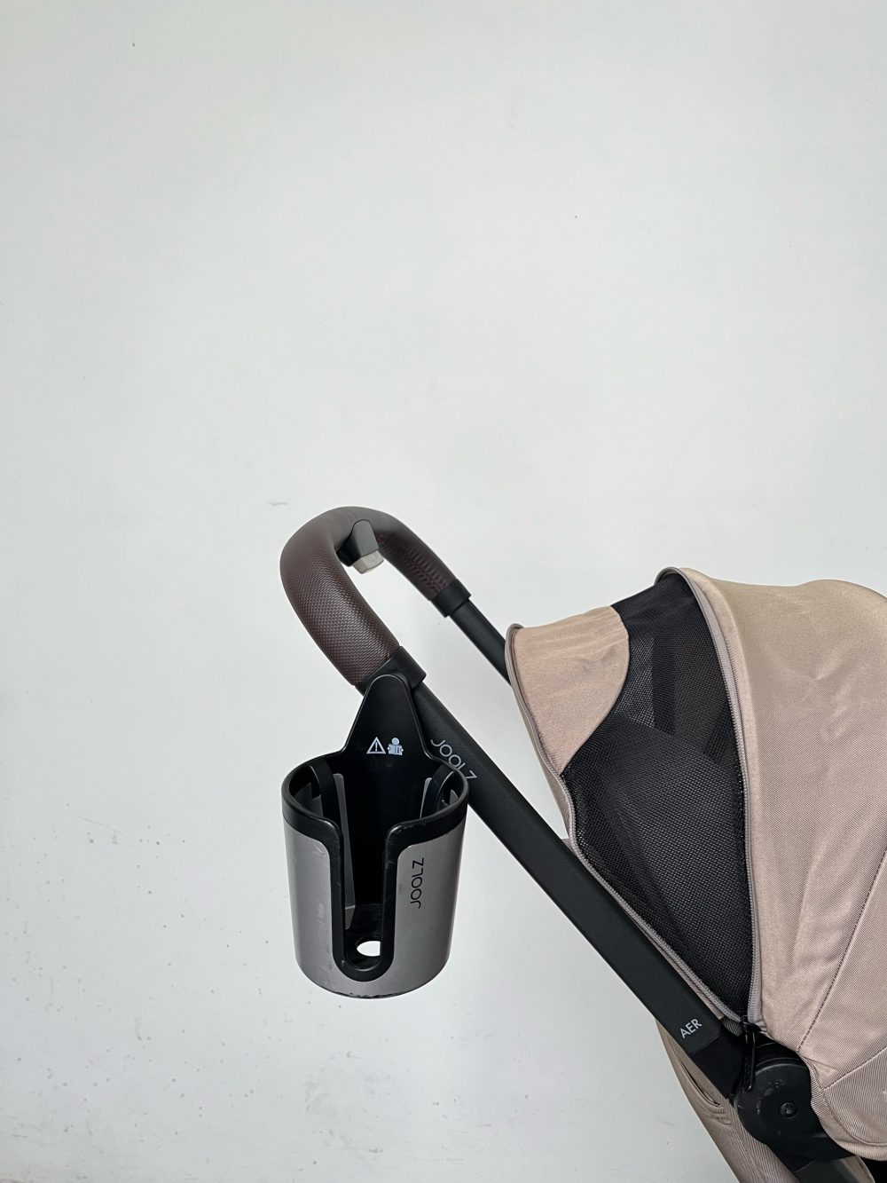 Xe đẩy Joolz Aer 1 màu Lovely Taupe ( size: 6m->4y, tối đa 22kg) kèm cup holder và đệm lót joolz - Ảnh 4