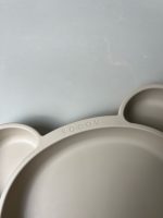 Khay ăn dặm silicone Rocou màu nâu tặng kèm nướu TGM (no box) - Ảnh 6