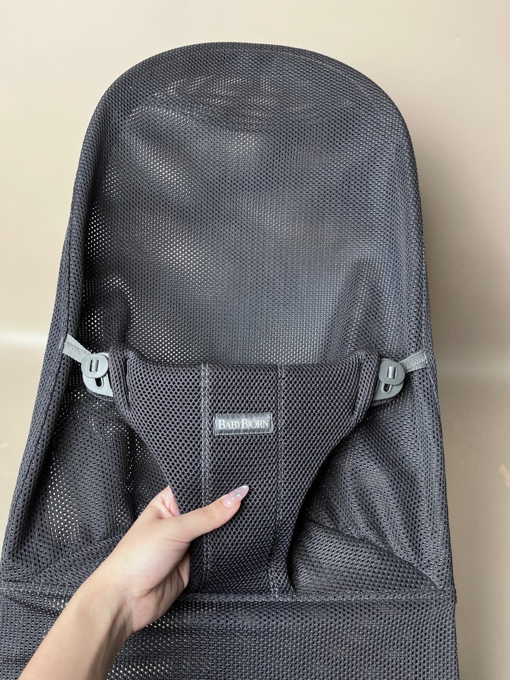 Ghế rung Baby Bjorn Bouncer Bliss vải lưới mesh màu anthracite (no box) - Ảnh 11