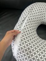 Gối cho bé bú Boppy Charcoal Geo Circles(còn túi đựng) - Ảnh 9