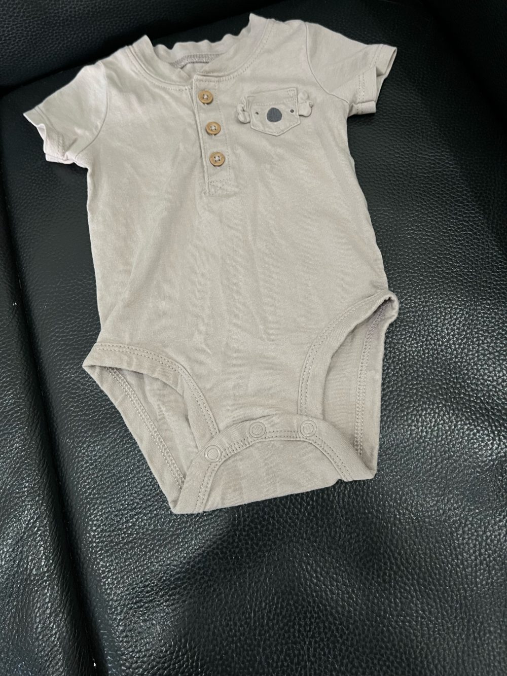 Set 3 bộ bodysuit Litte Chickadees và Carter’s màu trắng, xanh, be ( size: 0->3m) - Ảnh 13