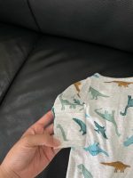Set 2 bộ sleepsuit Carter’s hoạ tiết rừng khủng long ( size: newborn ) - Ảnh 5