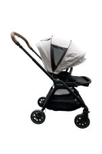 Xe đầy Nuna Triv màu xám khung đen (size: 0→ 4y, tối đa 22kg)