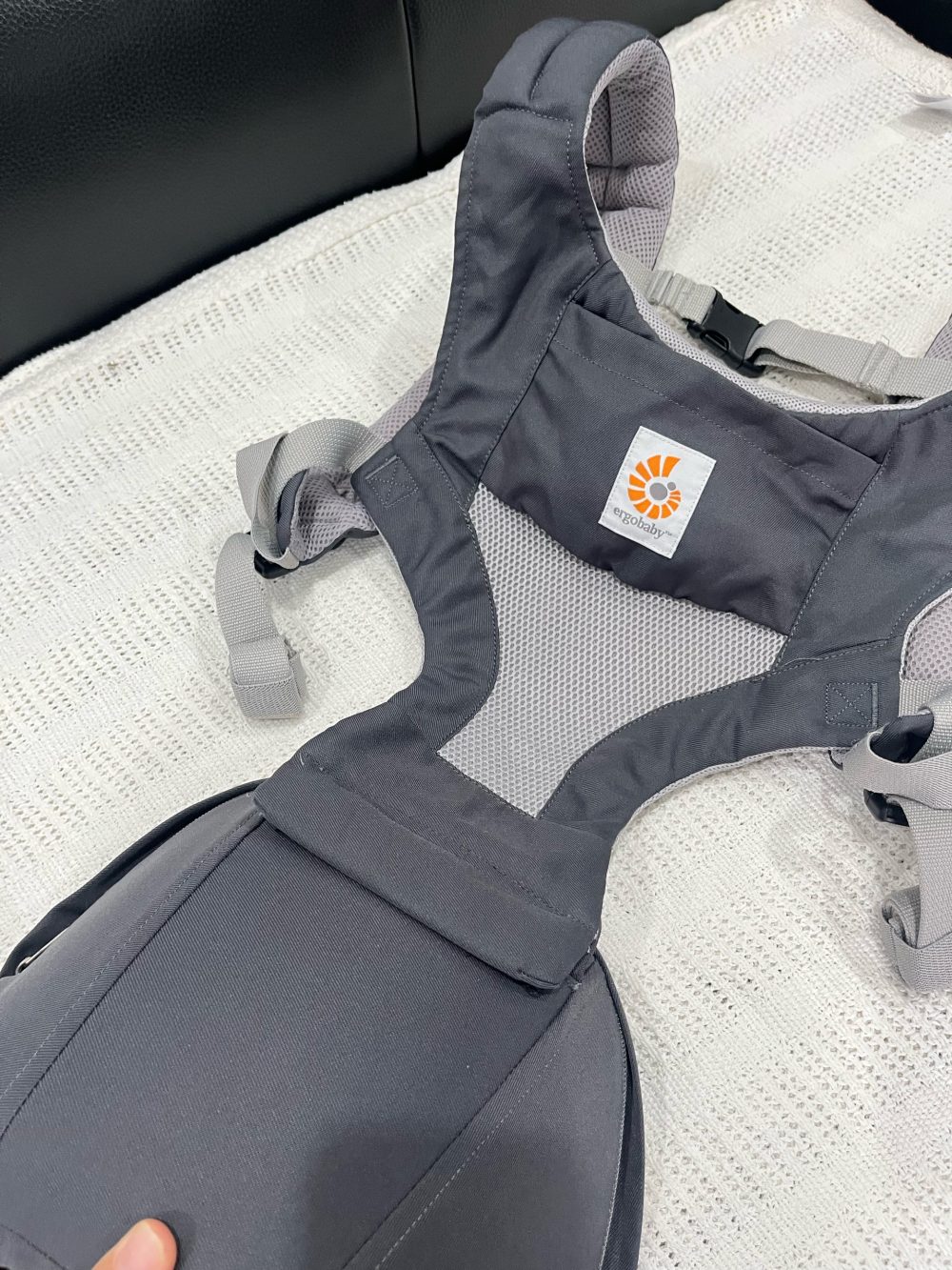 Địu Ergobaby Hip Seat Cool Air Mesh, Carbon Grey( size: 5kg5->20kg ~ 4->48m) - Ảnh 11