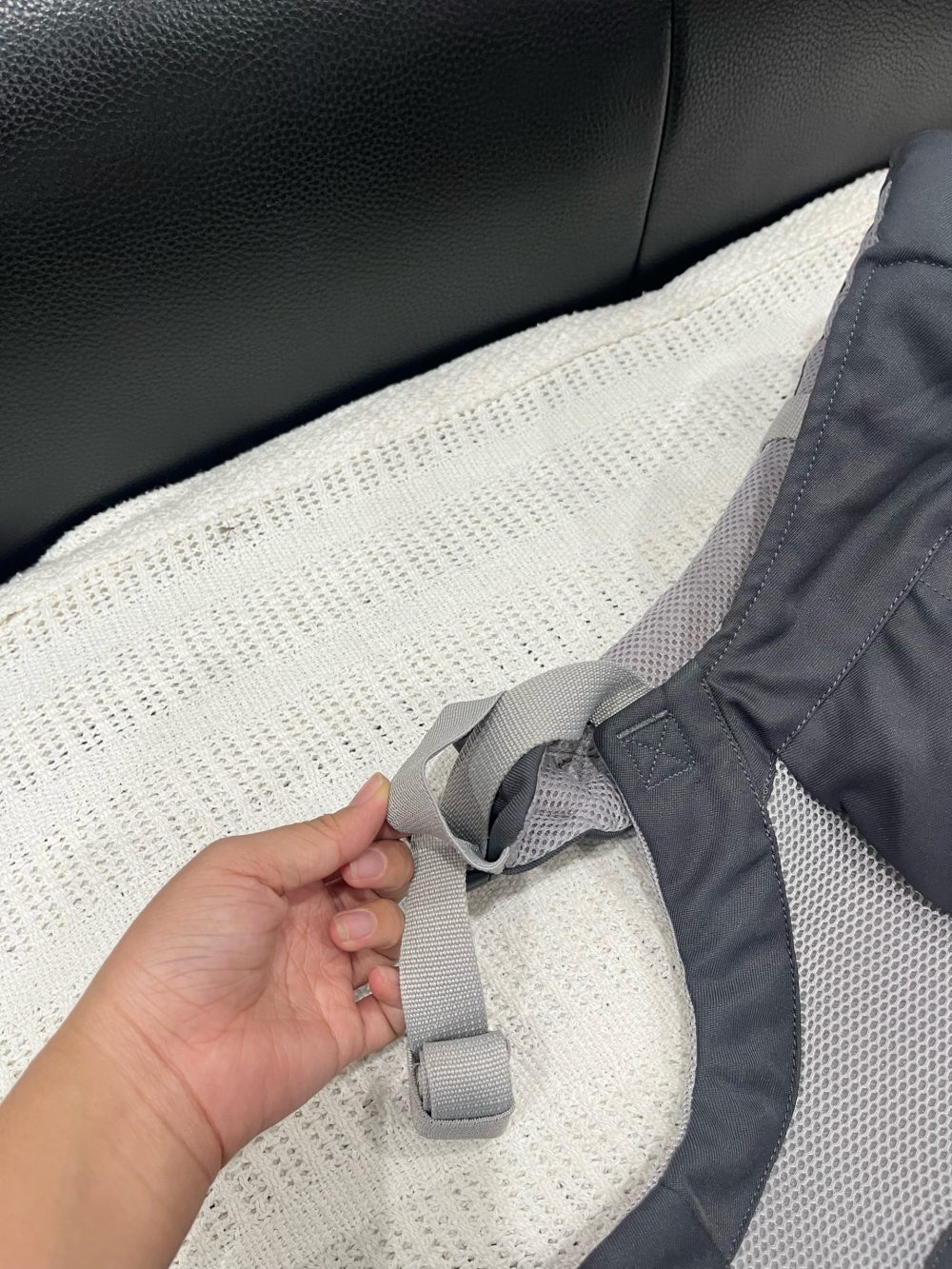 Địu Ergobaby Hip Seat Cool Air Mesh, Carbon Grey( size: 5kg5->20kg ~ 4->48m) - Ảnh 3