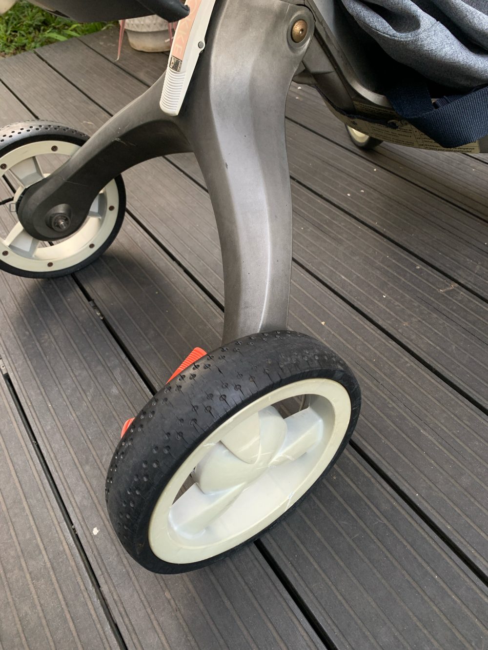 Xe đẩy Stokke Xplory màu xanh nhạt kèm màn chống muỗi (6m~36m) - Ảnh 25