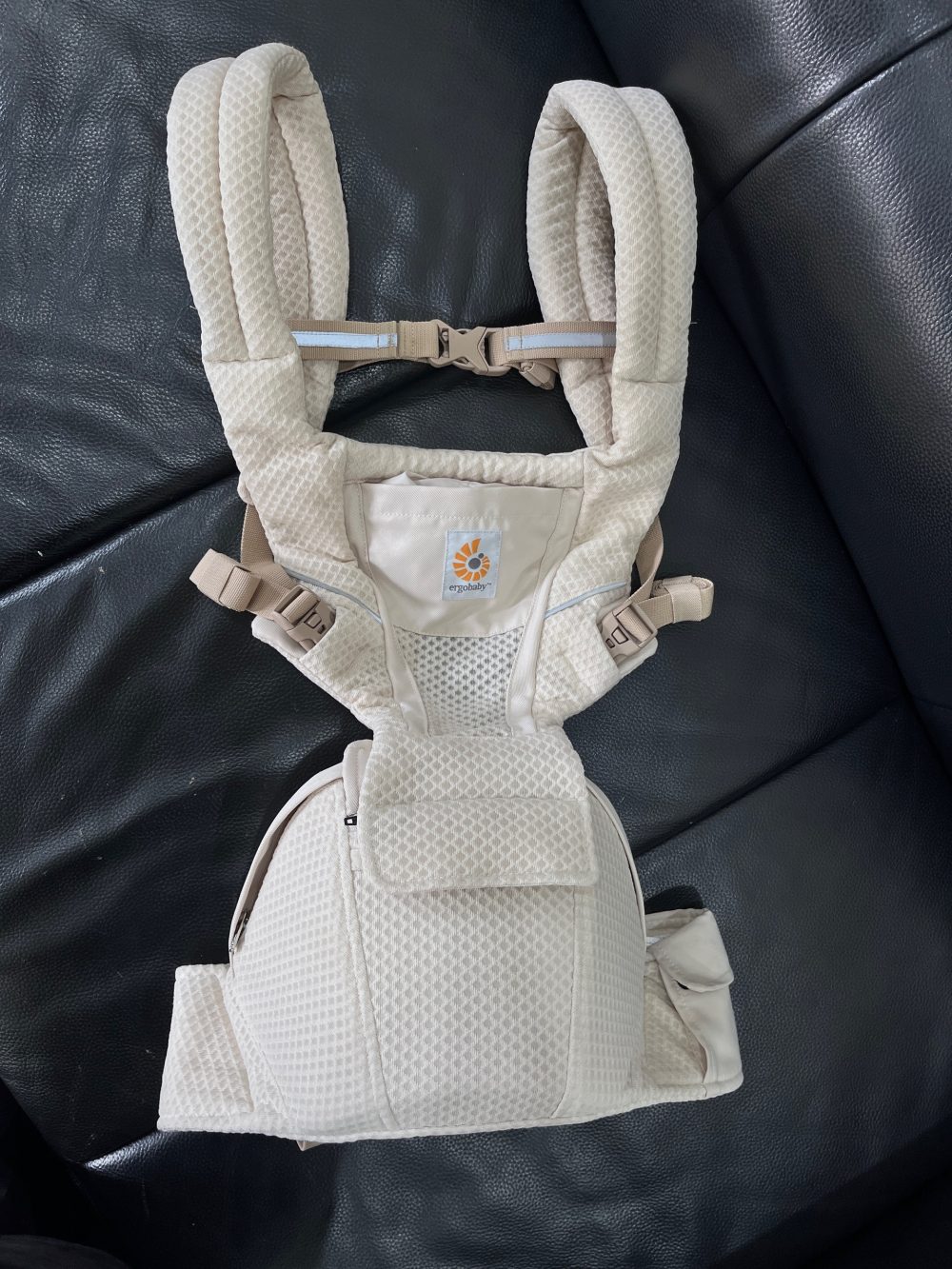 Địu Ergobaby Alta Hip Seat, Natural Beige (size 4→48m~5.5→20.4kg) - Ảnh 2