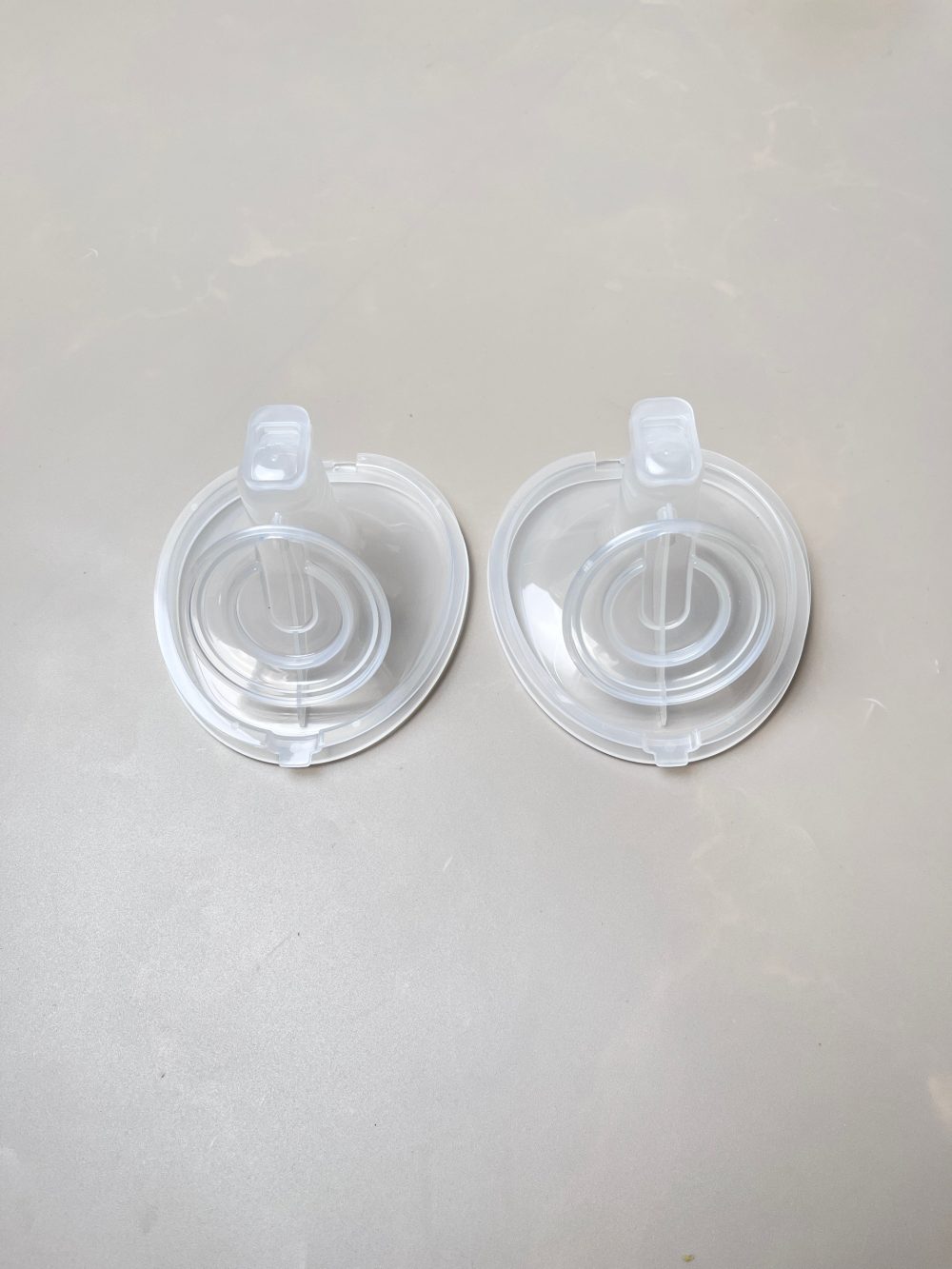 Máy hút sữa Medela Pump in Style MaxFlow Hands Free ( full box) tặng kèm phễu hạ size, miếng lót thấm sữa và áo hút sữa, túi trữ sữa - Ảnh 27