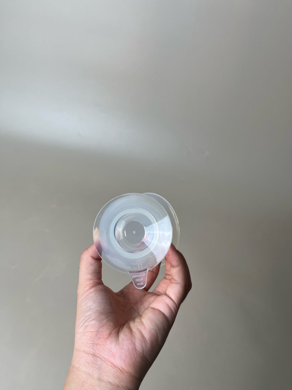 Cốc Hứng Sữa Silicon Medela ( no box) - Ảnh 4