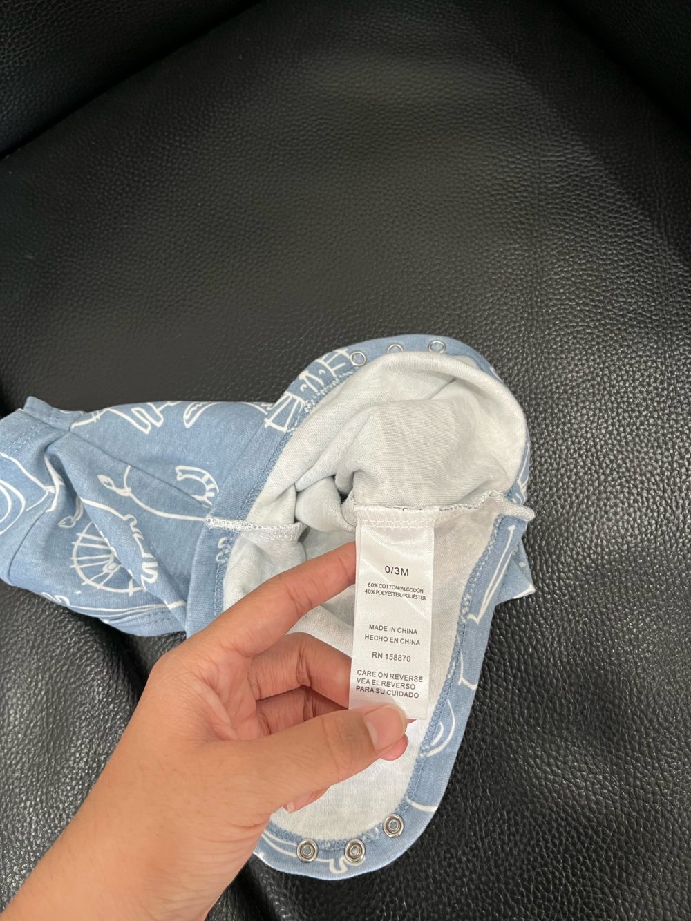 Set 3 bộ bodysuit Litte Chickadees và Carter’s màu trắng, xanh, be ( size: 0->3m) - Ảnh 9