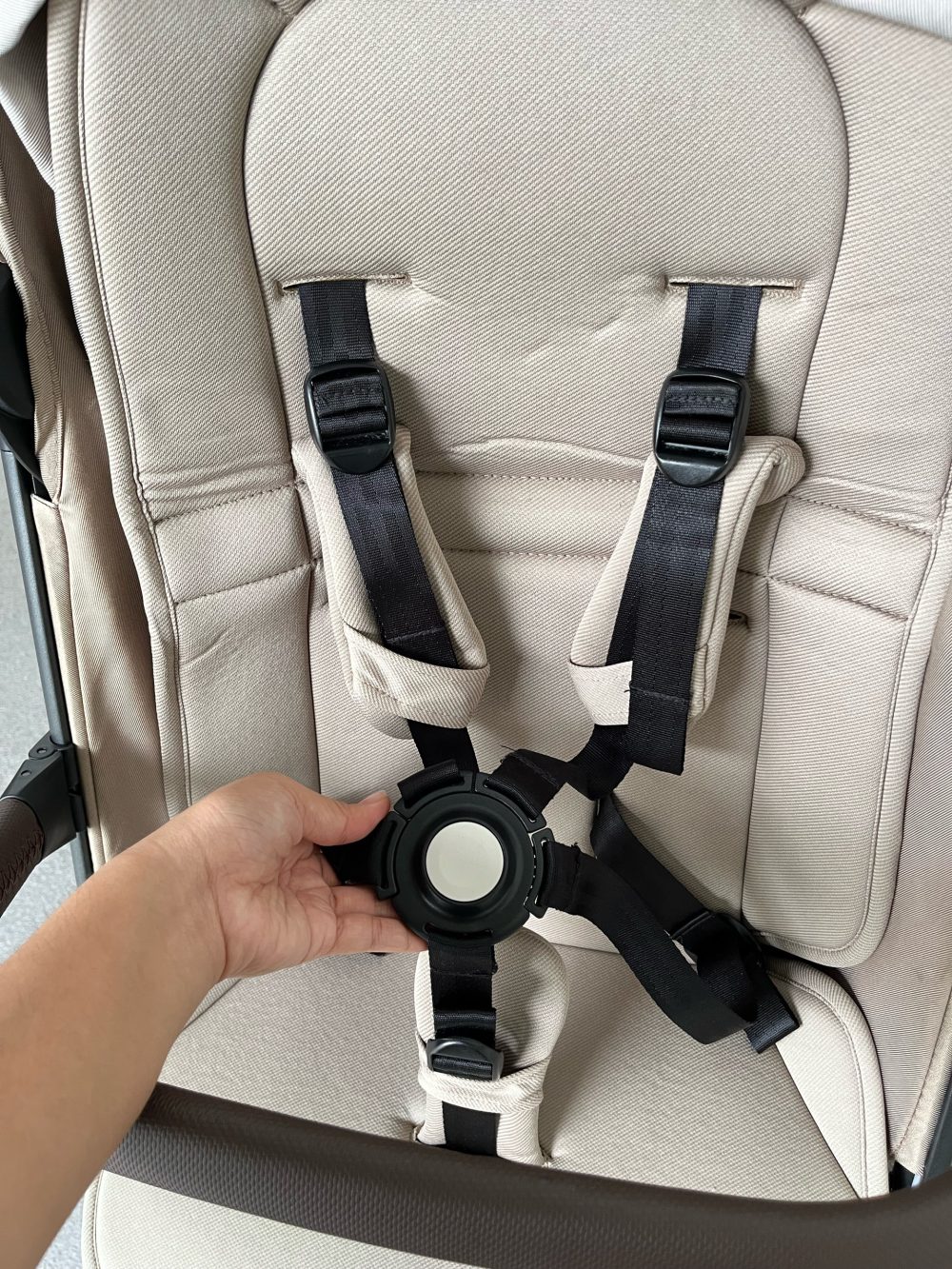 Xe đẩy Joolz Aer 1 màu Lovely Taupe ( size: 6m->4y, tối đa 22kg) kèm cup holder và đệm lót joolz - Ảnh 12