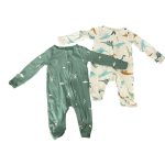 Set 2 bộ sleepsuit Carter’s hoạ tiết rừng khủng long ( size: newborn )