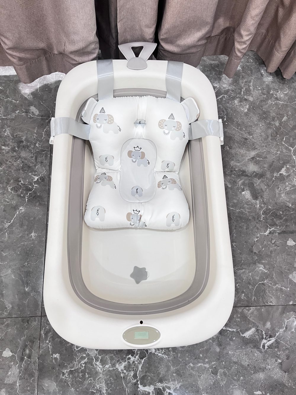 Chậu tắm gấp gọn kèm phao Inha màu xám tặng kèm mũ tắm No brand - Ảnh 3