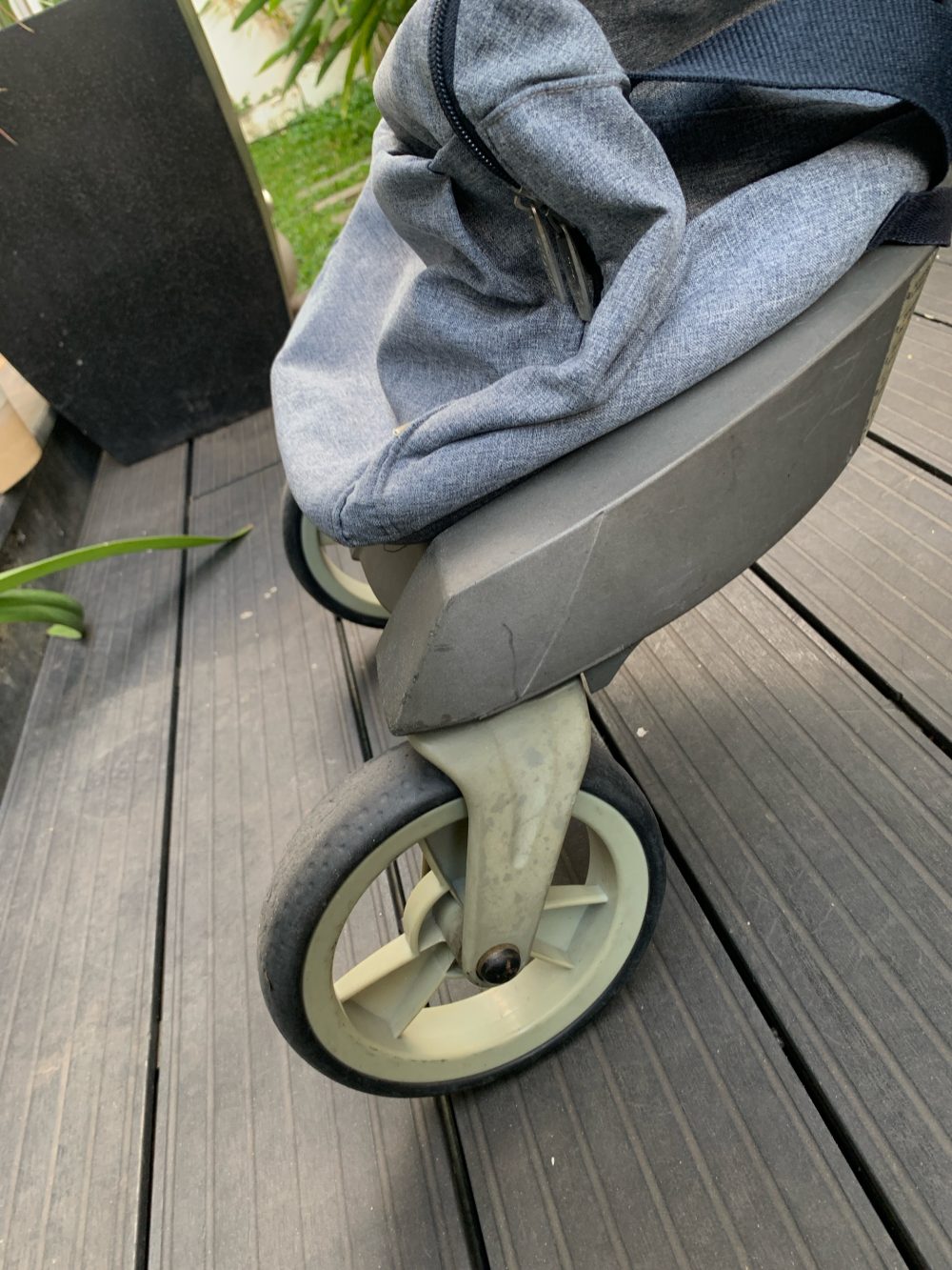 Xe đẩy Stokke Xplory màu xanh nhạt kèm màn chống muỗi (6m~36m) - Ảnh 21
