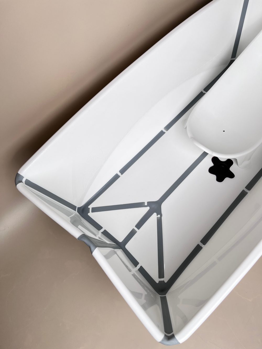 Thau tắm gấp gọn Stokke Flexi Bath tích hợp tựa lưng size XL (0→6 tuổi) - Ảnh 13