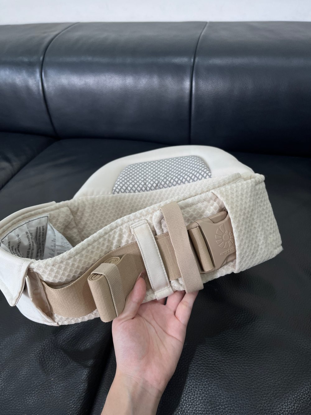 Địu Ergobaby Alta Hip Seat, Natural Beige (size 4→48m~5.5→20.4kg) - Ảnh 9