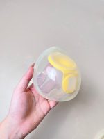 Máy hút sữa Medela Pump in Style MaxFlow Hands Free ( full box) tặng kèm phễu hạ size, miếng lót thấm sữa và áo hút sữa, túi trữ sữa - Ảnh 21