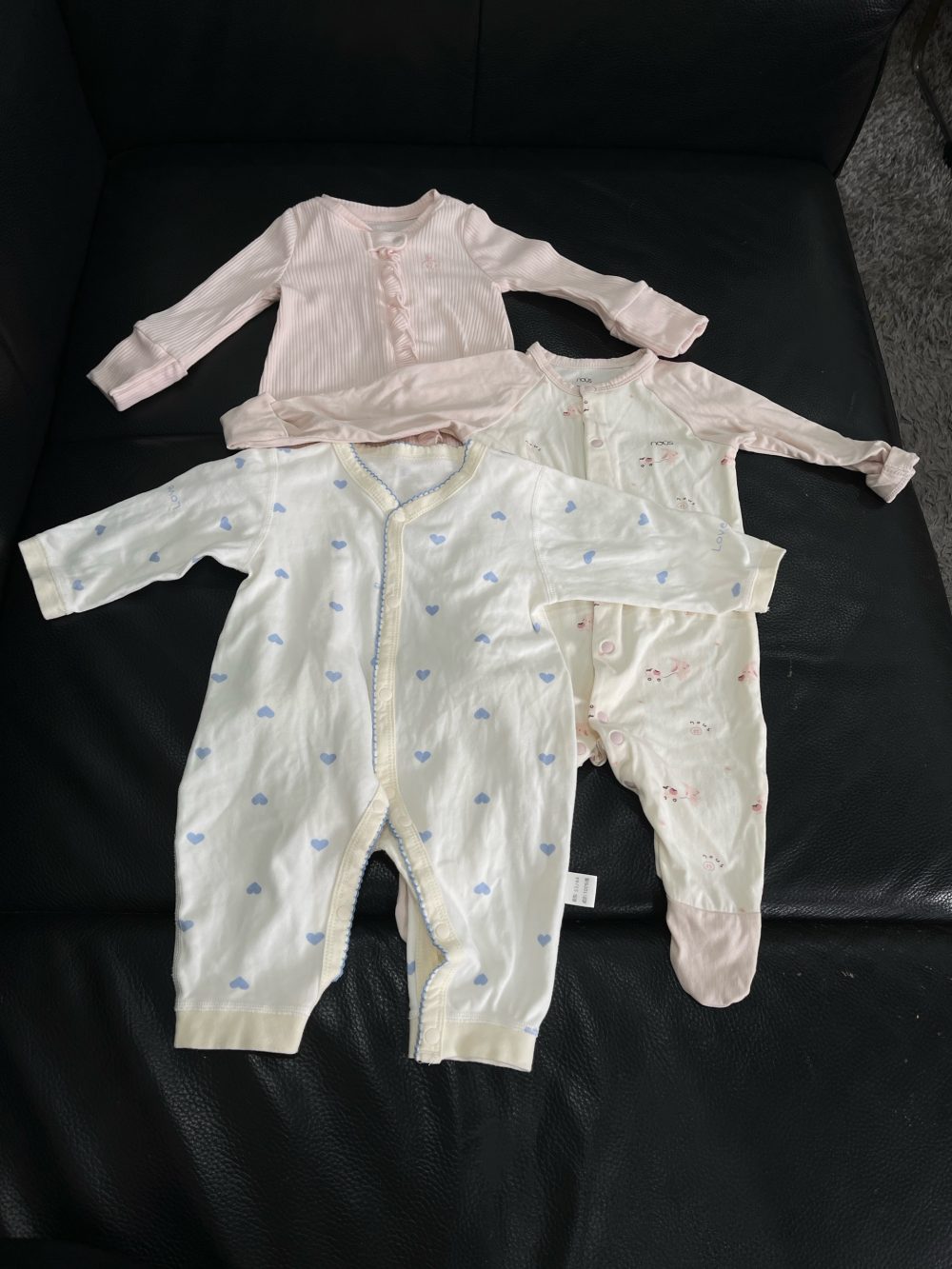 Set bộ bodysuit Gap, bodysuit Nous(0->3m) tặng kèm bộ bodysuit hoạ tiết trái tim - Ảnh 11