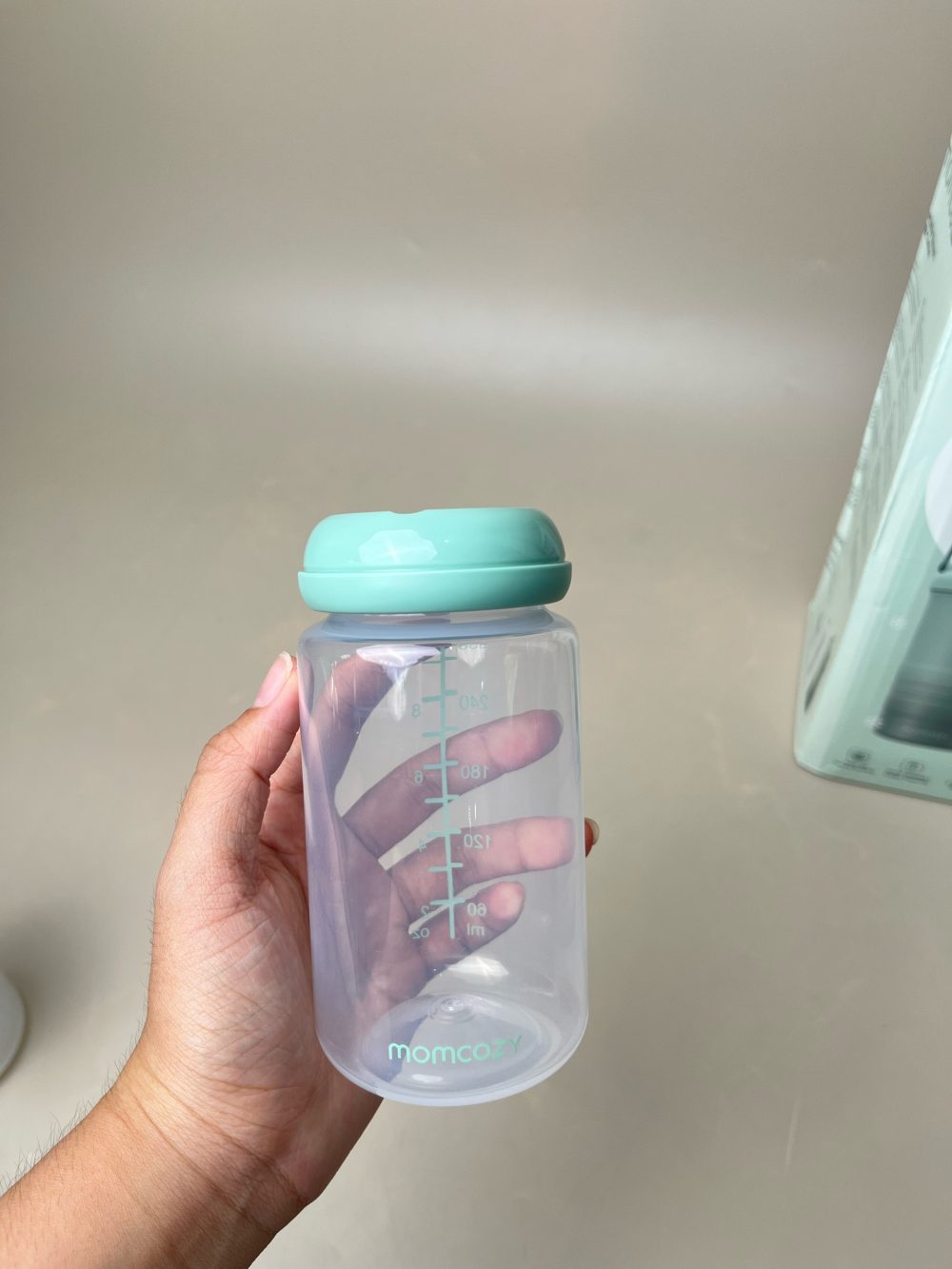 Bình trữ lạnh sữa Momcozy 22oz màu xanh ( full box) - Ảnh 15