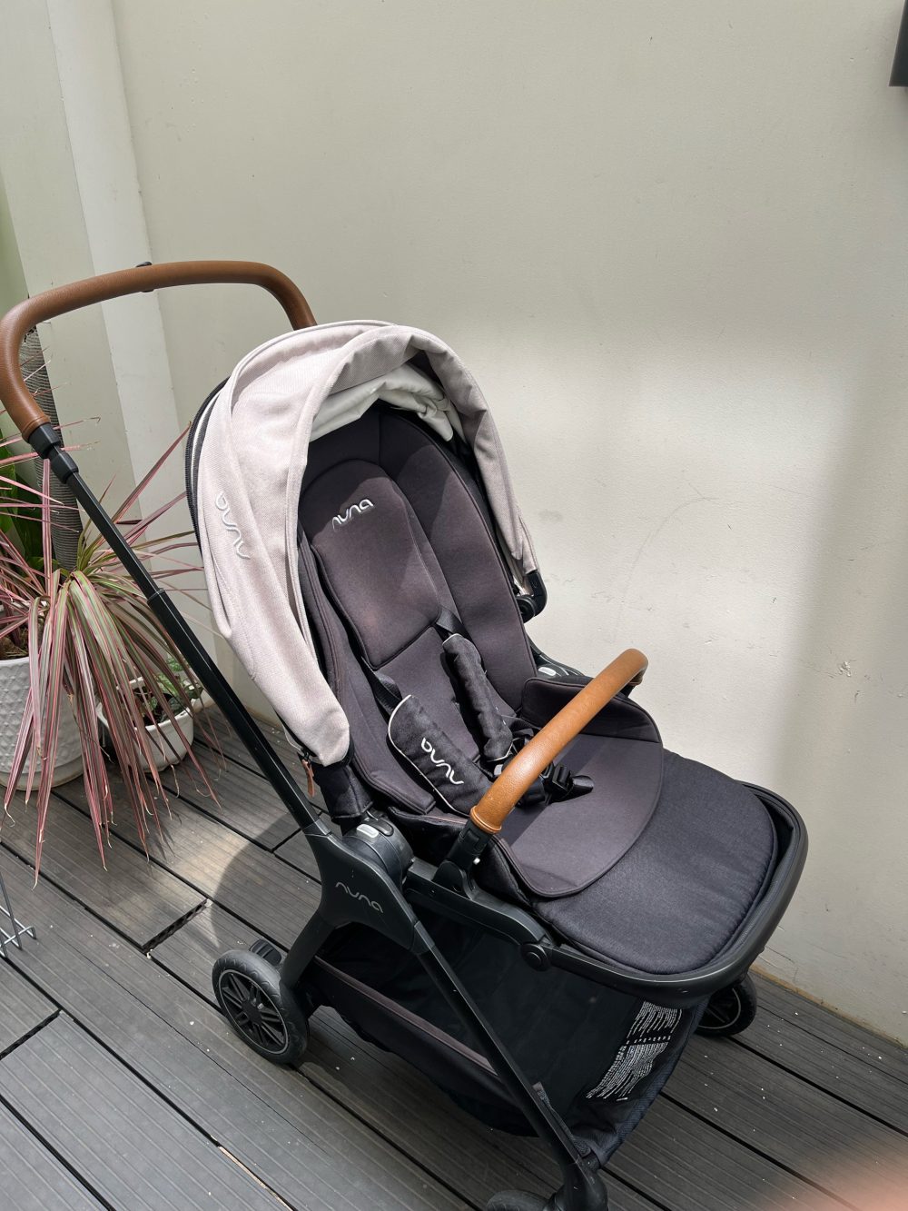 Xe đầy Nuna Triv màu xám khung đen (size: 0→ 4y, tối đa 22kg) - Ảnh 22