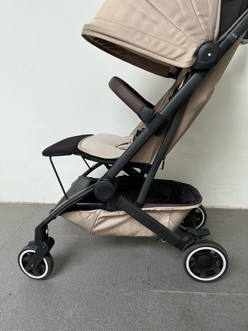 Xe đẩy Joolz Aer 1 màu Lovely Taupe ( size: 6m->4y, tối đa 22kg) kèm cup holder và đệm lót joolz - Ảnh 10