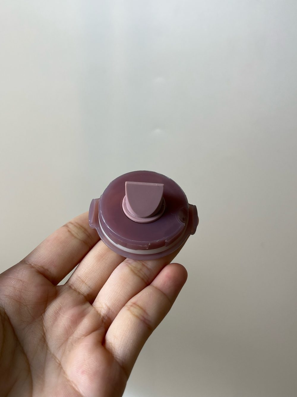 Máy hút sữa Momcozy M9 màu hồng ( còn cốp đựng) - Ảnh 6