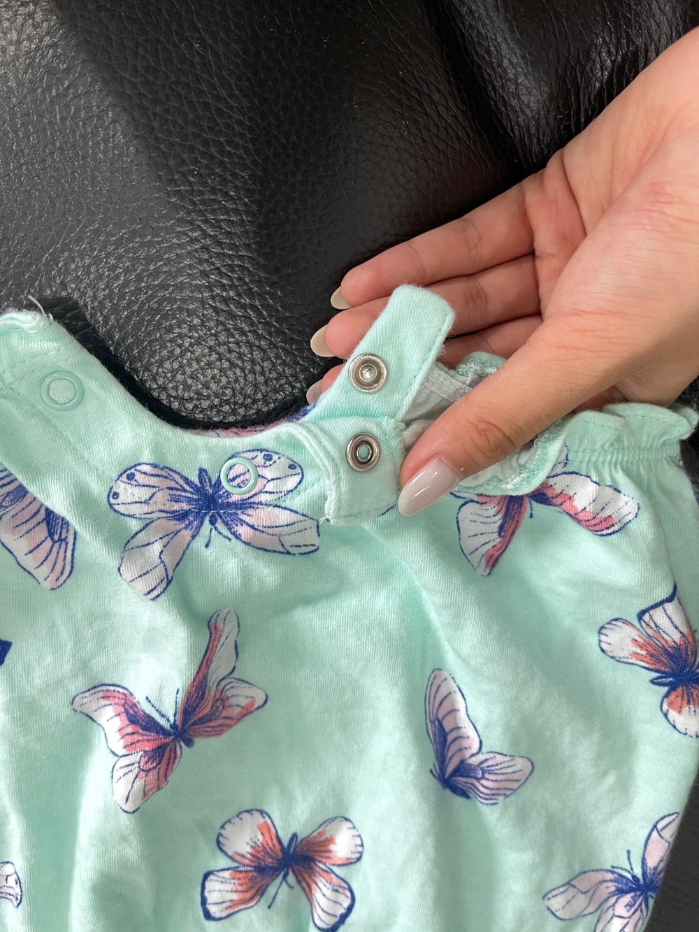 Set 2 bộ bodysuit và bộ body đùi Carter‘s (Size: 0->3m) - Ảnh 3