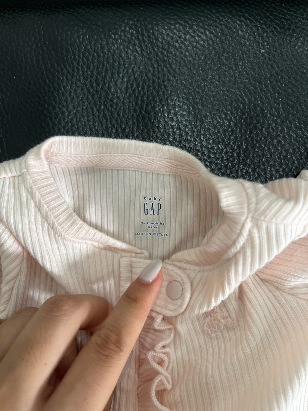 Set bộ bodysuit Gap, bodysuit Nous(0->3m) tặng kèm bộ bodysuit hoạ tiết trái tim - Ảnh 6