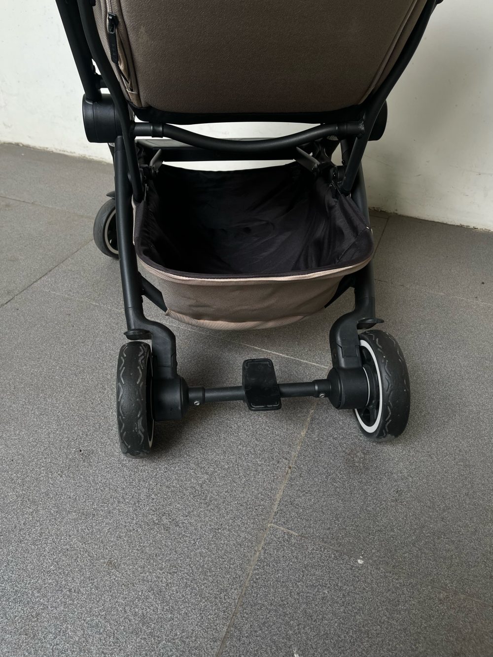 Xe đẩy Joolz Aer 1 màu Sandy Taupe ( size: 6m->4y, tối đa 22kg) Kèm túi đựng Joolz - Ảnh 5