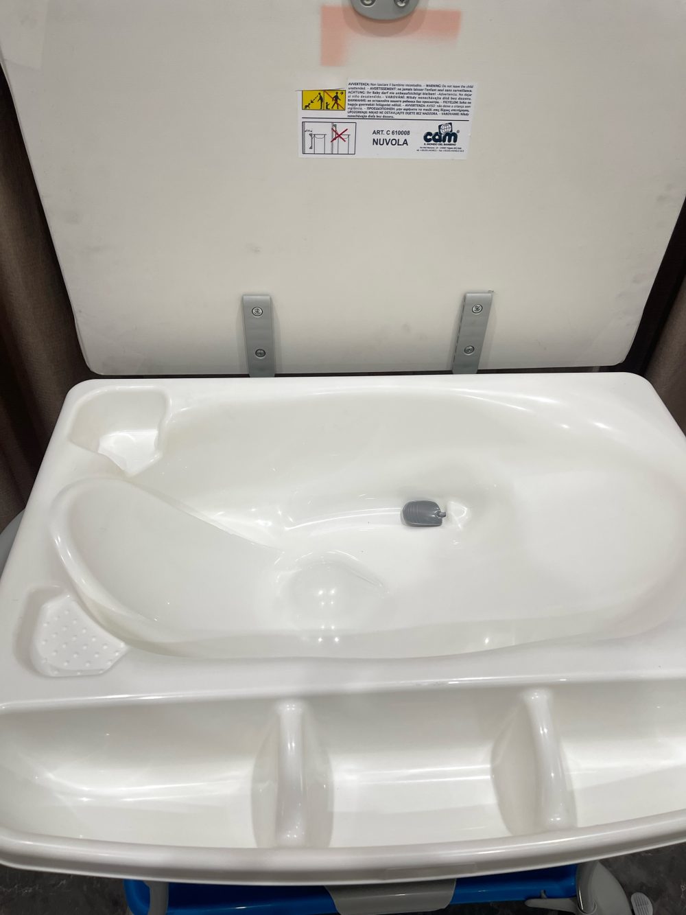 Kệ tắm và thay bỉm Cam màu xanh (no box), tặng kèm lưới tắm - Ảnh 5