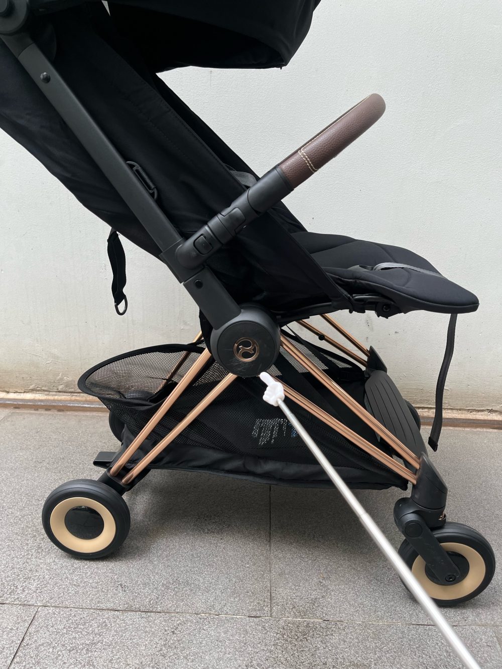 Xe đẩy Cybex Coya Rose Gold màu đen kèm bumper bar ( size: 0->4y, tối đa 22kg) - Ảnh 8