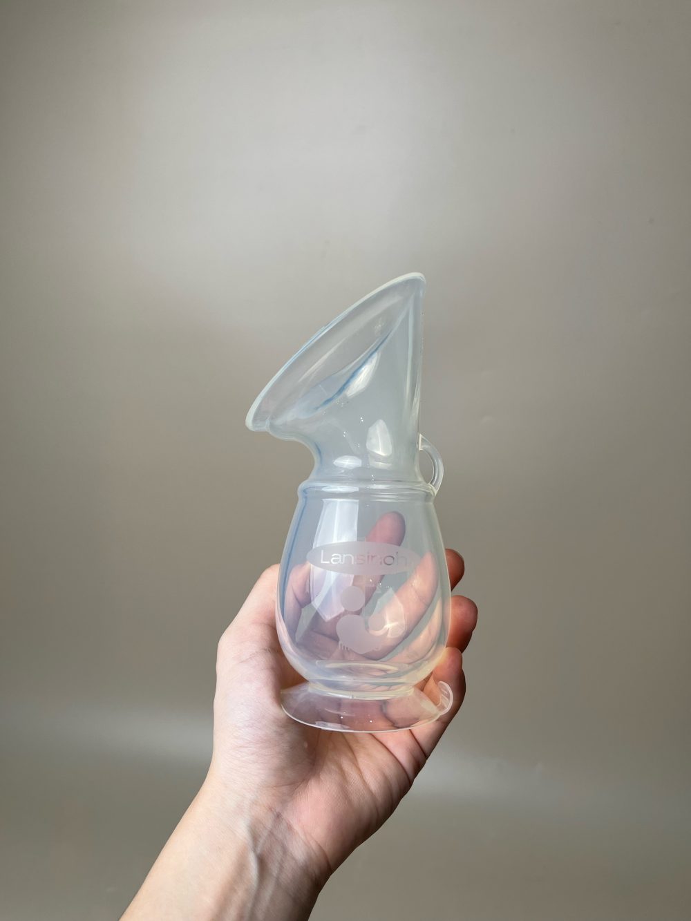 Cốc hứng sữa silicone Lansinoh 100ml (full box) - Ảnh 7